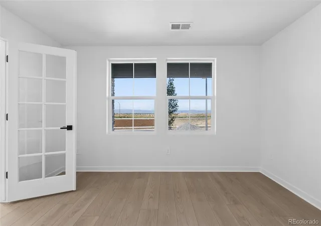 Photo 2 of Single family home for sale at 4712 N Denali Ct, Aurora, CO 80019 | MLS# 2388096 | Listing updated on 2026-10-19