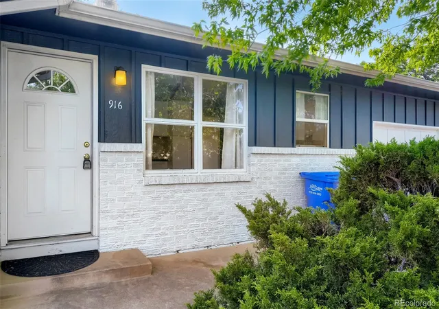 Photo 2 of Single family home for sale at 916 Timber Ln, Fort Collins, CO 80521 | MLS# 9147269 | Listing updated on 2026-08-15