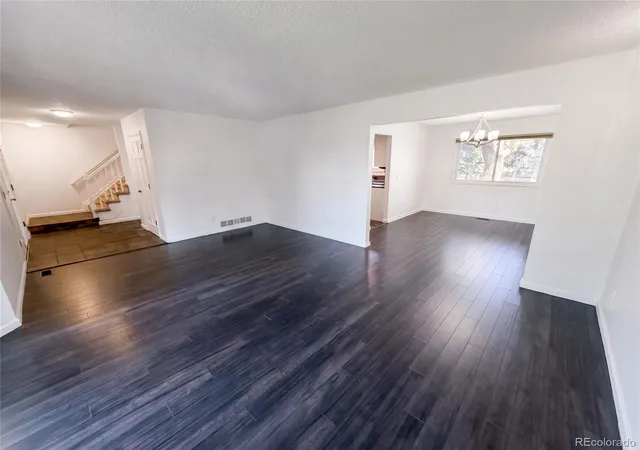 3rd image of 20890 E Sussex Ct, Parker, CO 80138 | MLS# 5253109