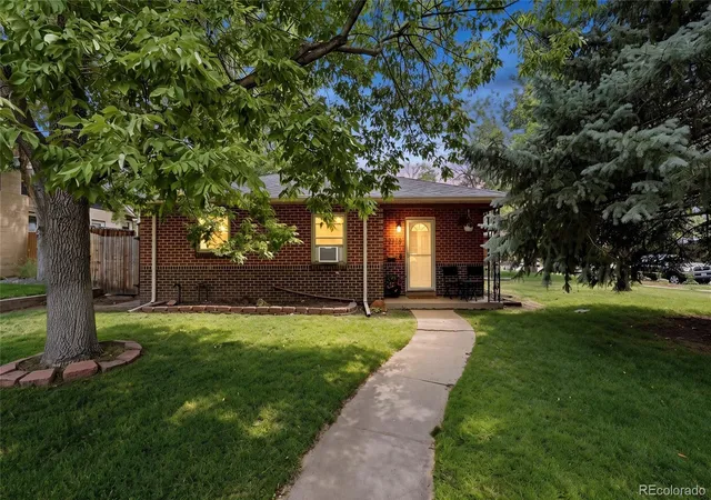 3rd image of 3710 W Stuart St, Denver, CO 80212 | MLS# 7514078