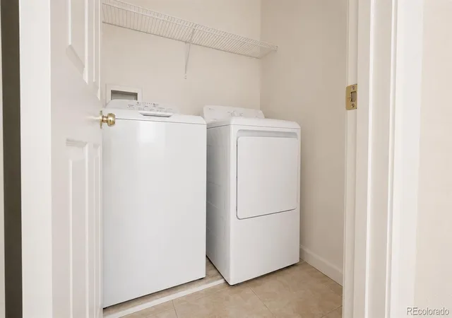 image of 1895 S Pitkin St, Aurora, CO 80017