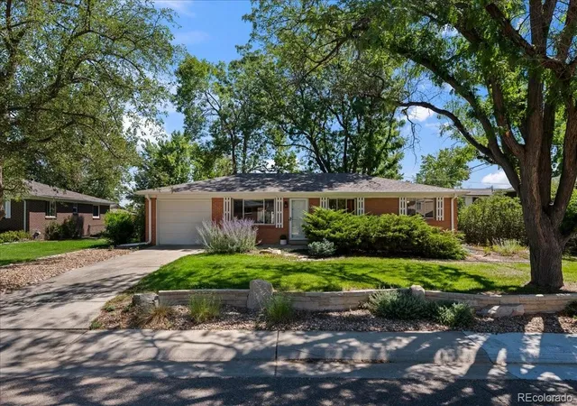 3rd image of 896 Birch St, Broomfield, CO 80020 | MLS# 1924208