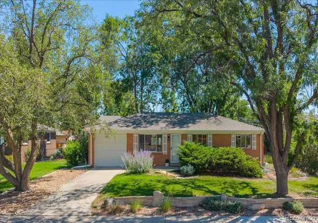5th image of 896 Birch St, Broomfield, CO 80020 | MLS# 1924208