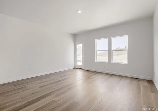 2nd image of 1694 Drumming Dr, Windsor, CO 80550 | MLS# 6921148