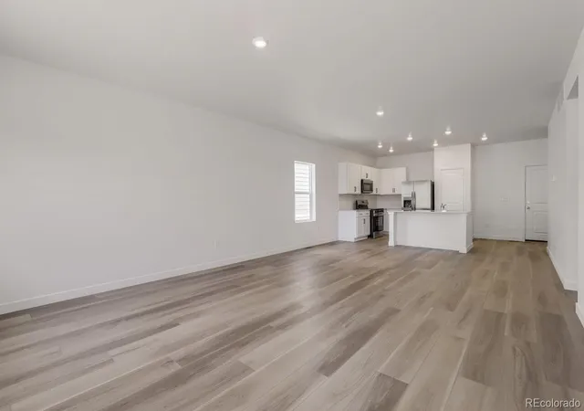 3rd image of 1694 Drumming Dr, Windsor, CO 80550 | MLS# 6921148