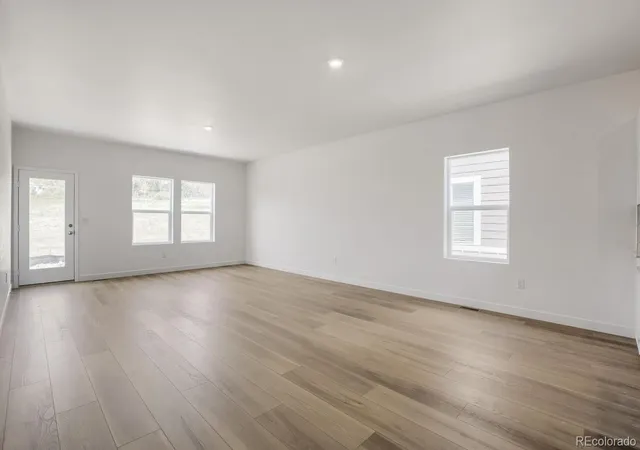 4th image of 1694 Drumming Dr, Windsor, CO 80550 | MLS# 6921148