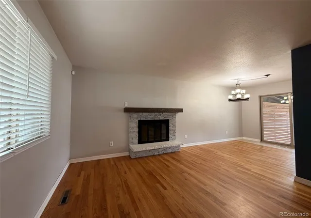 3rd image of 945 Dearborn St, Aurora, CO 80011 | MLS# 2550489