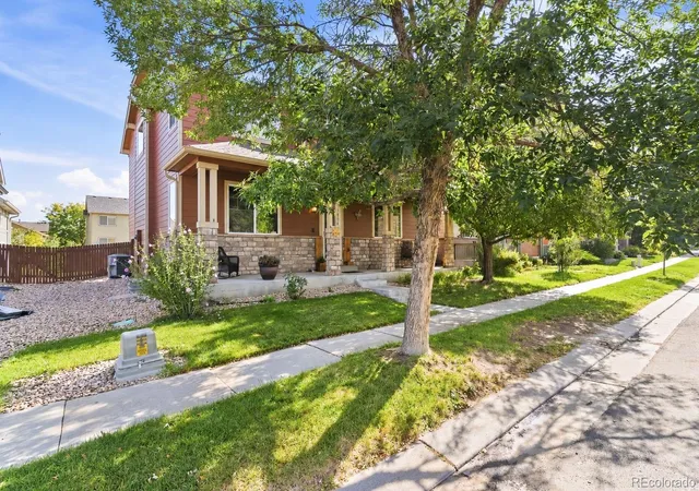 Photo 2 of Single family home for sale at 11034 Nome St, Commerce City, CO 80640 | MLS# 1583722 | Listing updated on 2026-09-26