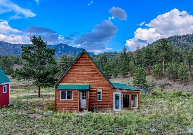 Photo 1 of Single family home for sale at 308 Dilley Ln, Westcliffe, CO 81252 | MLS# 2605132 | Listing updated on 2026-09-22