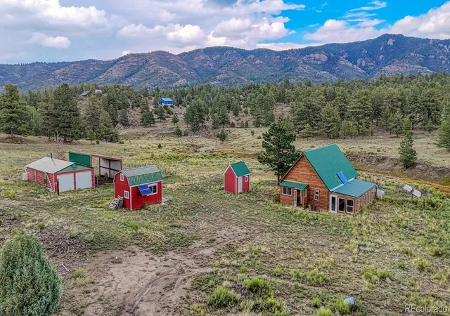 Photo 4 of Single family home for sale at 308 Dilley Ln, Westcliffe, CO 81252 | MLS# 2605132 | Listing updated on 2026-09-22