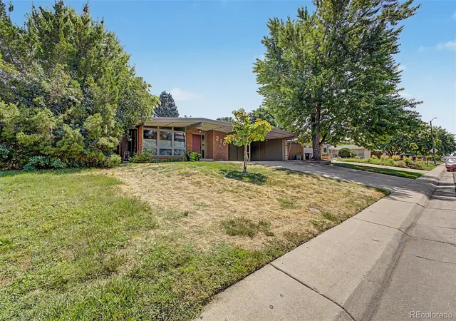 3rd image of 210 S Kearney St, Denver, CO 80224 | MLS# 5961176