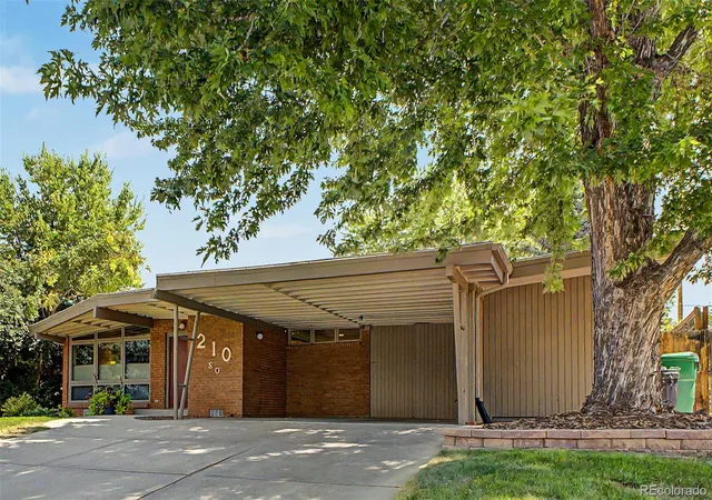 5th image of 210 S Kearney St, Denver, CO 80224 | MLS# 5961176