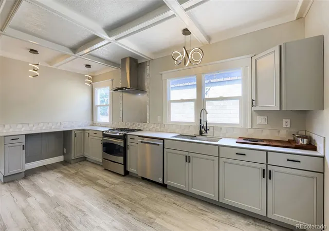 Photo 3 of Single family home for sale at 1827 N Weber St, Colorado Springs, CO 80907 | MLS# 7393451 | Listing updated on 2026-09-30