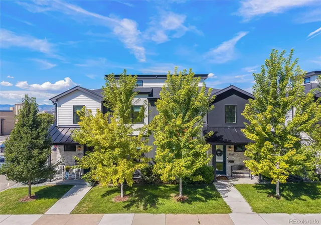 Photo 2 of Single family home for sale at 3271 S Sherman St, Englewood, CO 80113 | MLS# 2971978 | Listing updated on 2026-09-03