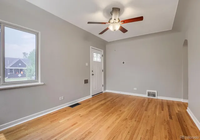 4th image of 1650 Trenton St, Denver, CO 80220 | MLS# 9070637