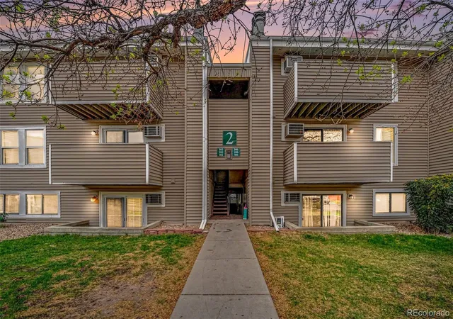 2nd image of 10150 E Virginia Ave #2-105, Denver, CO 80247 | MLS# 4176889