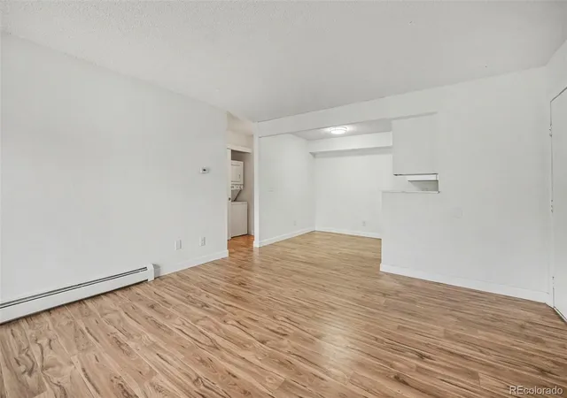 4th image of 10150 E Virginia Ave #3-104, Denver, CO 80247 | MLS# 8422720