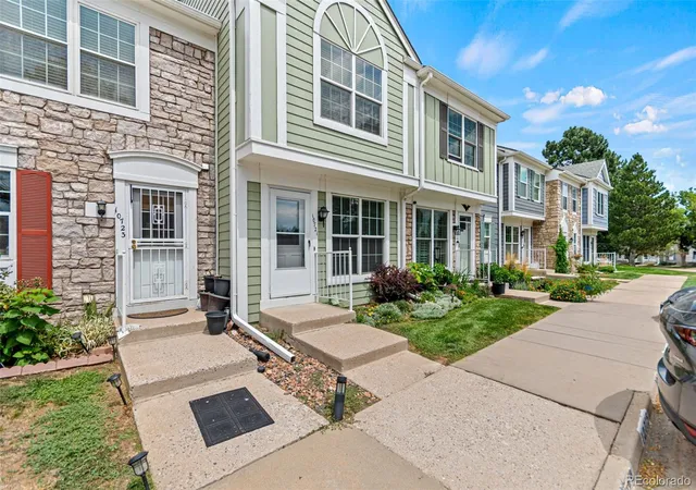 2nd image of 10721 W Dartmouth Ave, Lakewood, CO 80227 | MLS# 8473198