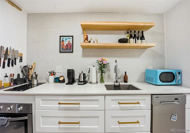 2nd image of 148 S Emerson St #104, Denver, CO 80209 | MLS# 5701905