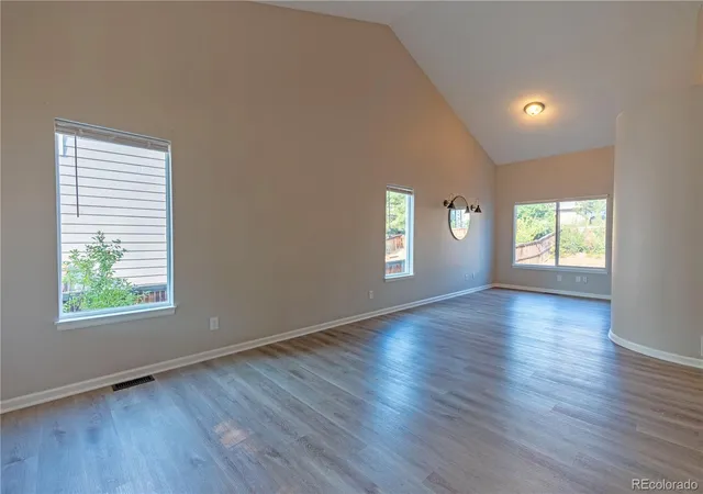5th image of 9516 Sherrelwood Ln, Highlands Ranch, CO 80126 | MLS# 2087415