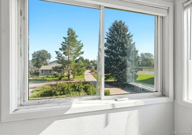 2nd image of 50 19th Ave, Longmont, CO 80501