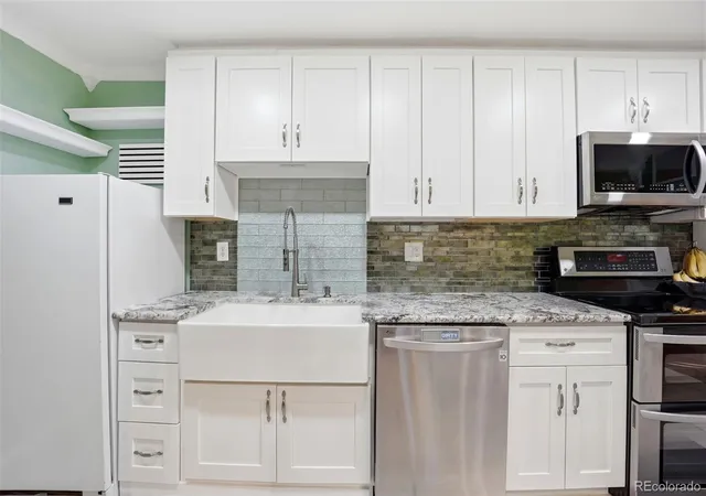 Listing Photo 4 - Condo for sale in building located at 3482 S Eagle St, Aurora, CO 80014 - Unit #203