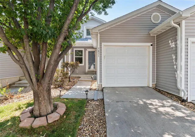 3rd image of 7831 S Kittredge Cir, Englewood, CO 80112 | MLS# 2087293