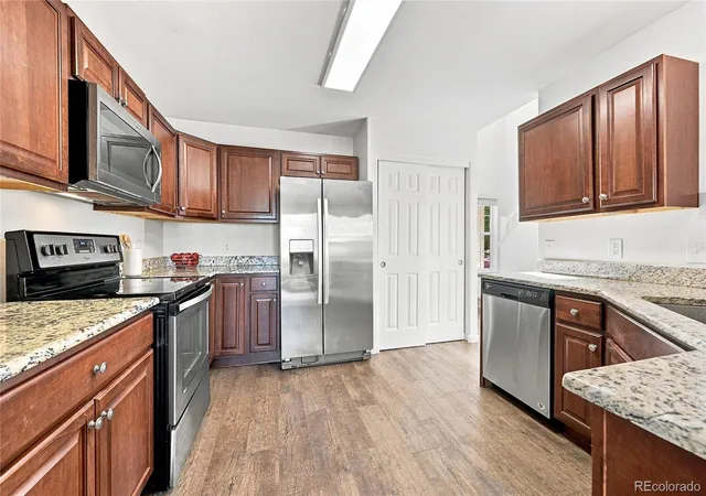 2nd image of 1179 S Waco St #D, Aurora, CO 80017 | MLS# 5750240