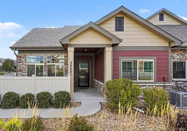 Photo 2 of Condo for sale at 2008 S Flanders Way #D, Aurora, CO 80013 | MLS# 6201454 | Listing updated on 2026-10-10