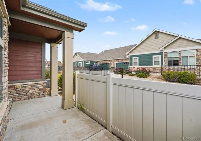Photo 3 of Condo for sale at 2008 S Flanders Way #D, Aurora, CO 80013 | MLS# 6201454 | Listing updated on 2026-10-17