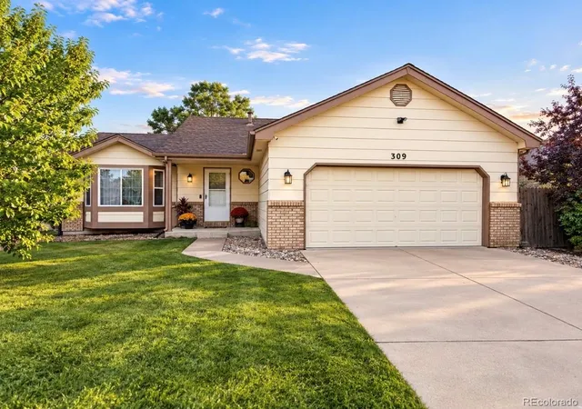 Photo 1 of Single family home for sale at 309 Medinah Ave, Johnstown, CO 80534 | MLS# 7430646 | Listing updated on 2026-09-28