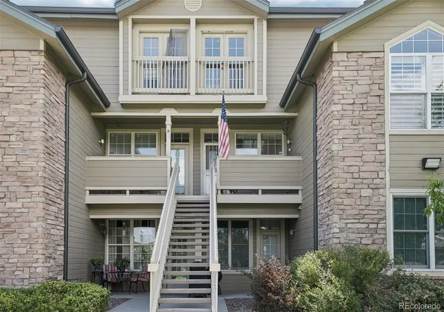 Listing Photo 4 - Condo for sale in building located at 2842 W Centennial Dr, Littleton, CO 80123 - Unit #I