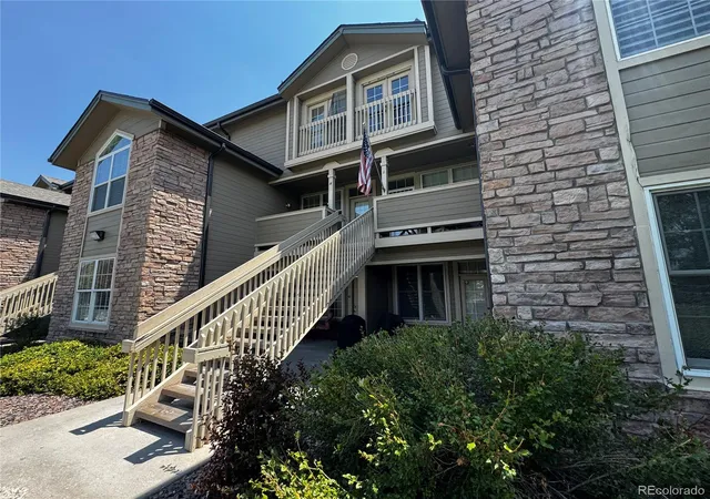 Listing Photo 5 - Condo for sale in building located at 2842 W Centennial Dr, Littleton, CO 80123 - Unit #I