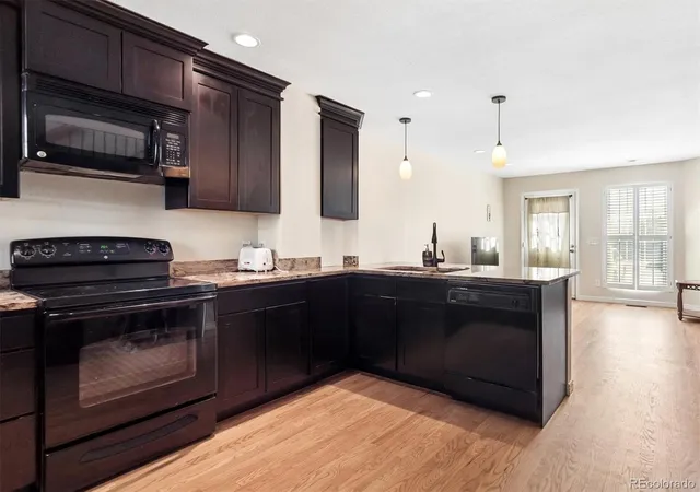 Photo 2 of Townhouse for sale at 19815 Applewood Ct, Parker, CO 80138 | MLS# 5862553 | Listing updated on 2026-10-05
