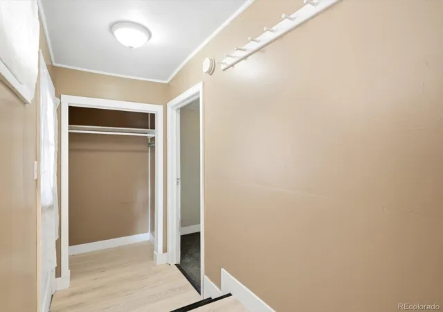 31st image of 1685 Clinton St, Aurora, CO 80010 | MLS# 6069061