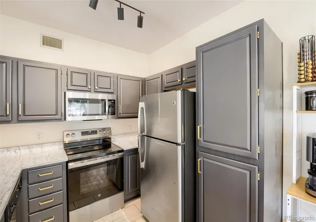 2nd image of 8365 Pebble Creek Wy #104, Highlands Ranch, CO 80126 | MLS# 1939144
