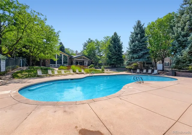 2nd image of 8365 Pebble Creek Wy, Highlands Ranch, CO 80126