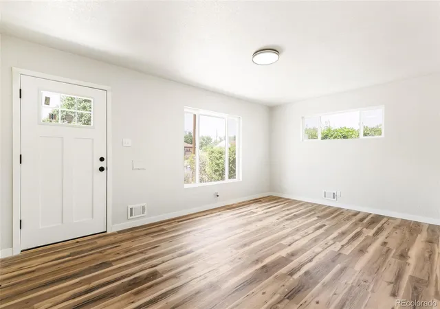 3rd image of 7108 Huron St, Denver, CO 80221 | MLS# 9436762