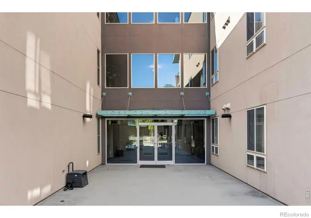 2nd image of 1053 W Century Dr #101, Louisville, CO 80027 | MLS# IR1066081