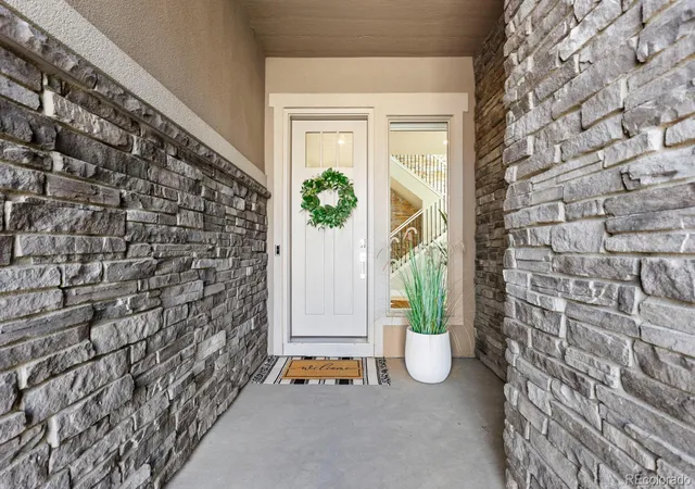 2nd image of 10424 Maplebrook Wy, Highlands Ranch, CO 80126 | MLS# 4086847