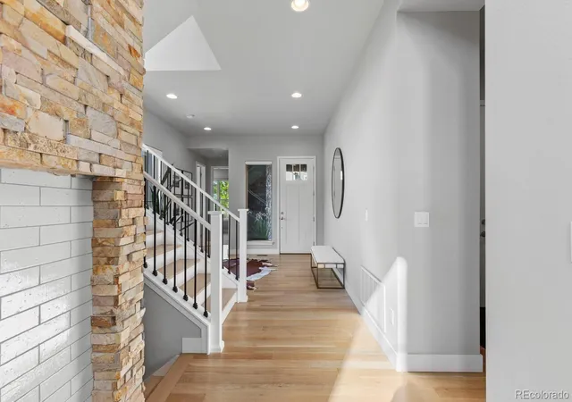 4th image of 10424 Maplebrook Wy, Highlands Ranch, CO 80126 | MLS# 4086847