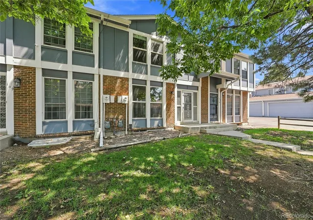 29th image of 147 Paris Cir, Aurora, CO 80011 | MLS# 7298980
