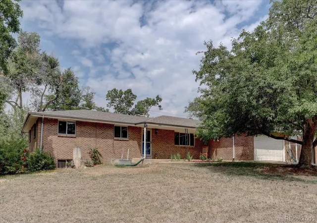 1st image of 1805 S Ammons St, Lakewood, CO 80232 | MLS# 2533962