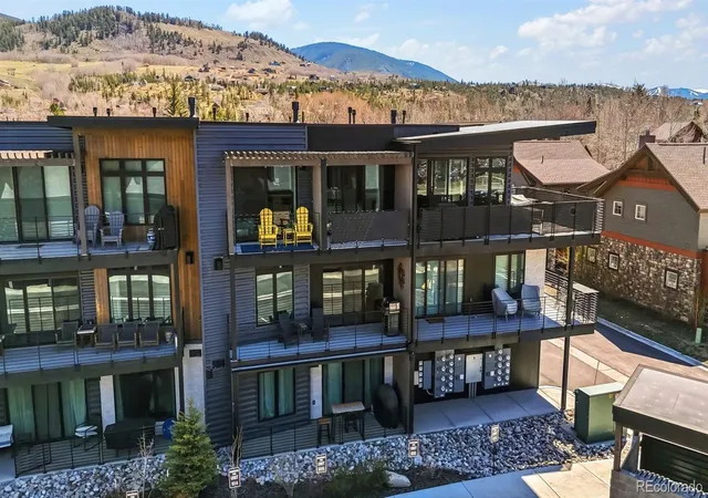 3rd image of 930 Blue River Pkwy #625, Silverthorne, CO 80498 | MLS# 9810442