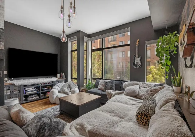 Photo 3 of Condo for sale at 2325 Walnut St #4, Denver, CO 80205 | MLS# 9057721 | Listing updated on 2026-08-08