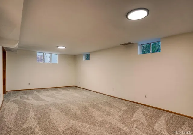 Photo 3 of Single family home for sale at 345 S Lee St, Lakewood, CO 80226 | MLS# 9490526 | Listing updated on 2026-08-24