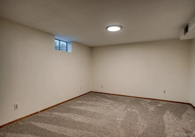 Photo 4 of Single family home for sale at 345 S Lee St, Lakewood, CO 80226 | MLS# 9490526 | Listing updated on 2026-08-24