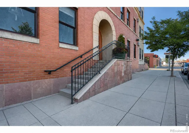 3rd image of 261 Pine St, Fort Collins, CO 80524