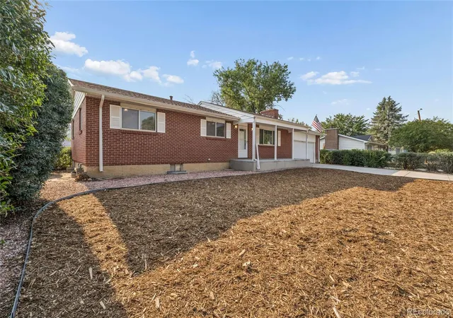 2nd image of 364 Main St, Erie, CO 80516 | MLS# 5335048