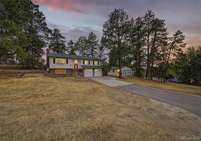 2nd image of 122 Ponderosa Ln, Elizabeth, CO 80107 | MLS# 1727527